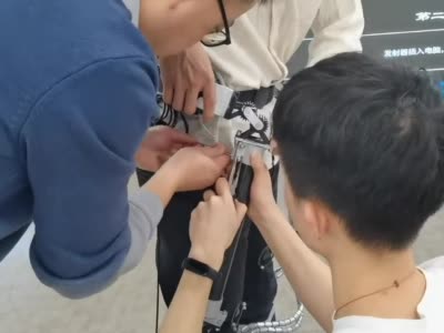 北京交大学生团队研发外骨骼机器人，连获大奖